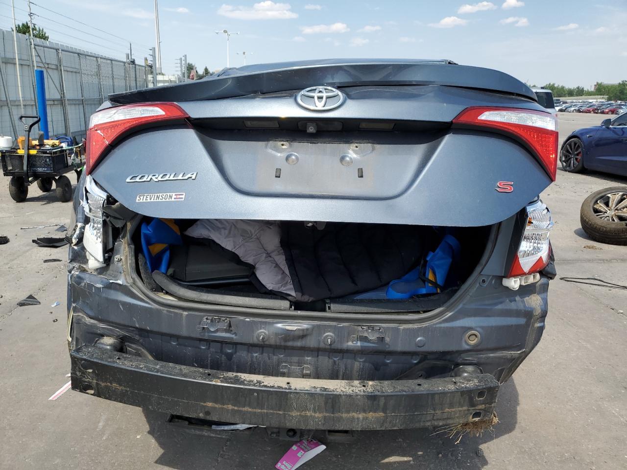 2015 Toyota Corolla L - Image 6