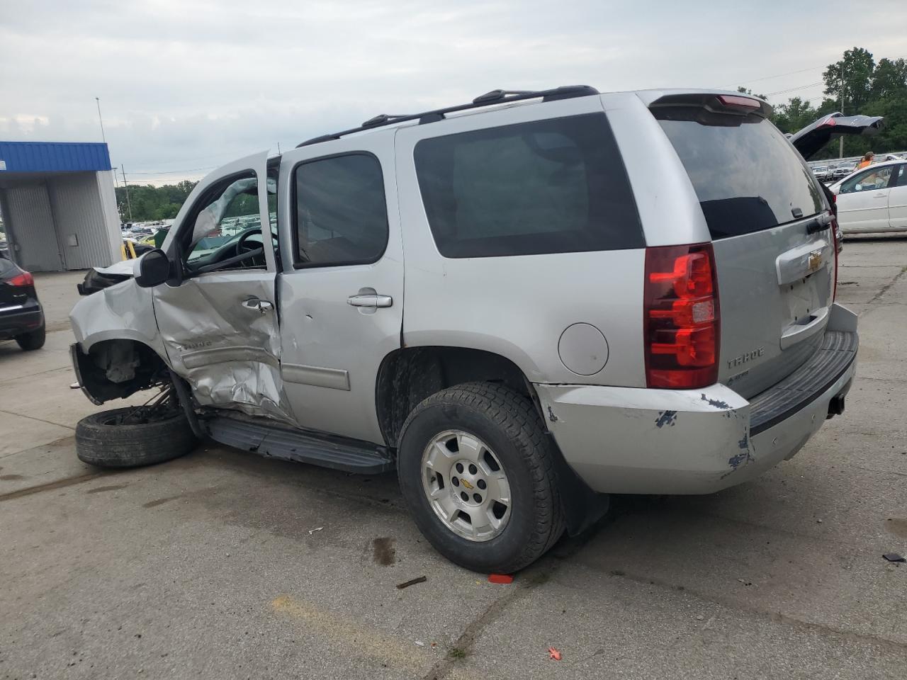 2013 Chevrolet Tahoe K1500 Ls - Image 2