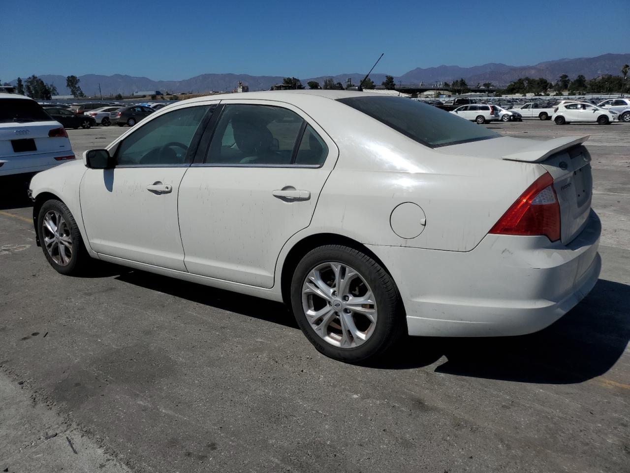 2012 Ford Fusion Se - Фото 2
