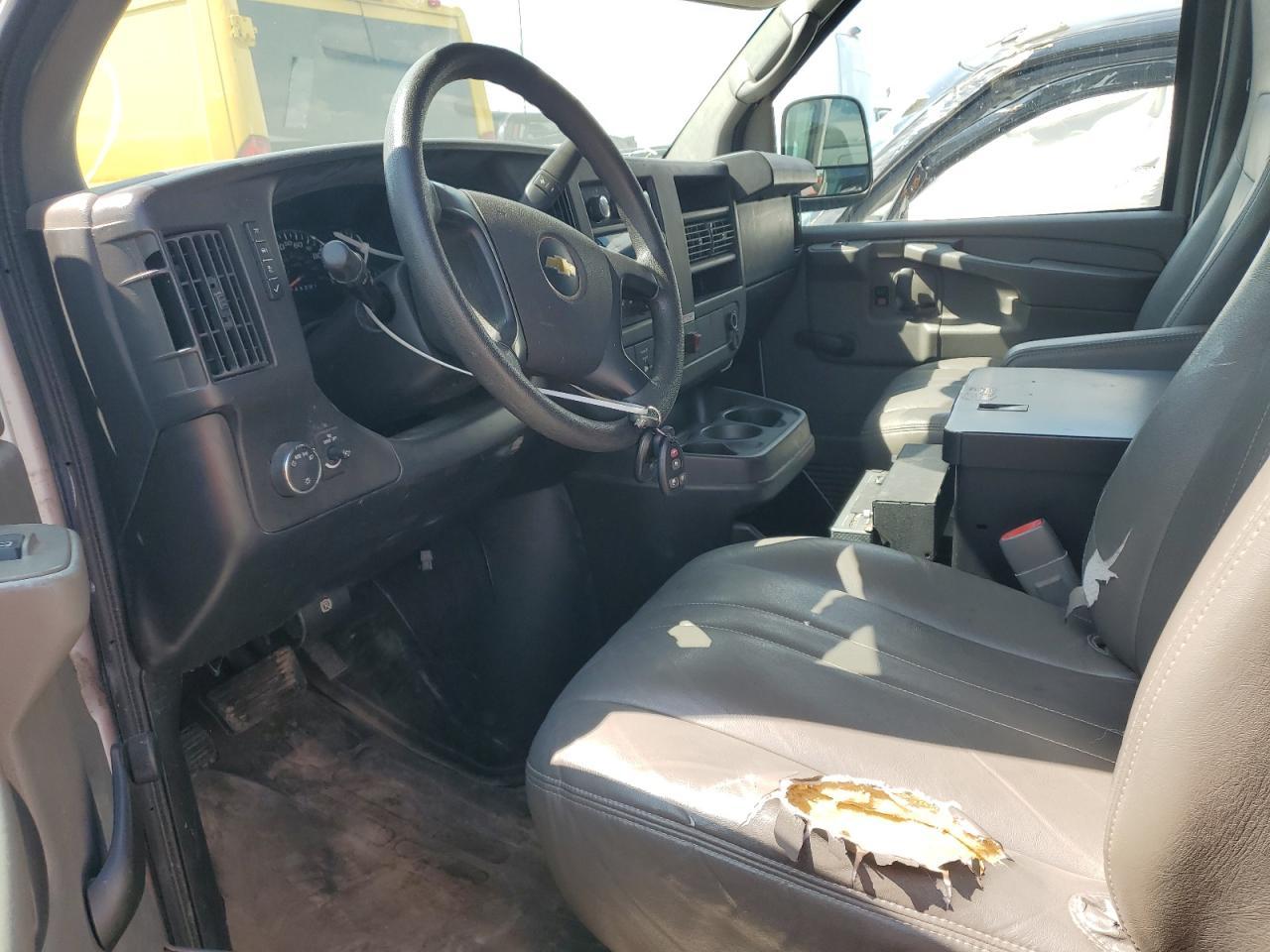 2013 Chevrolet Express G2500 - Фото 7