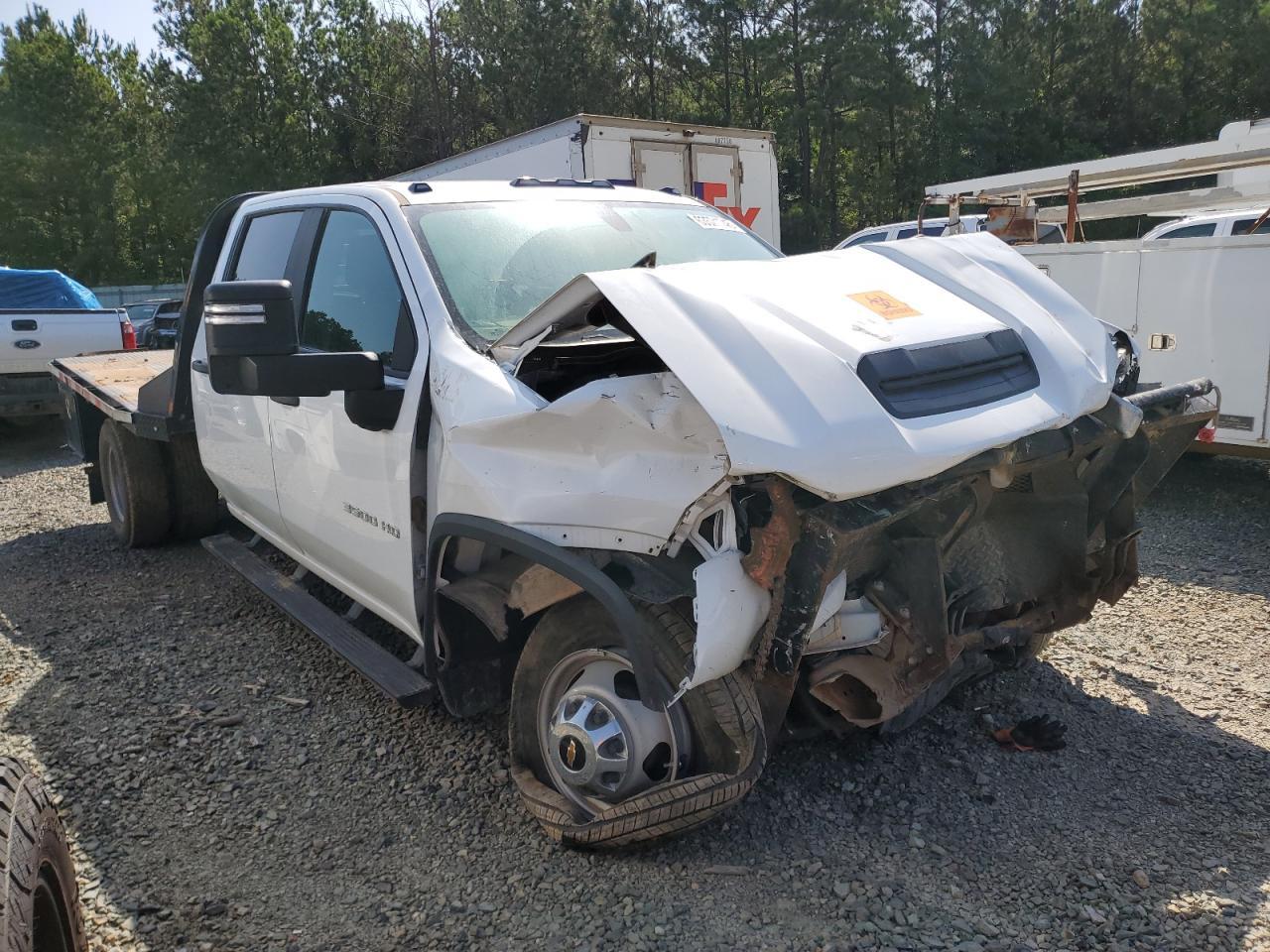 2023 Chevrolet Silverado C3500 - Image 4