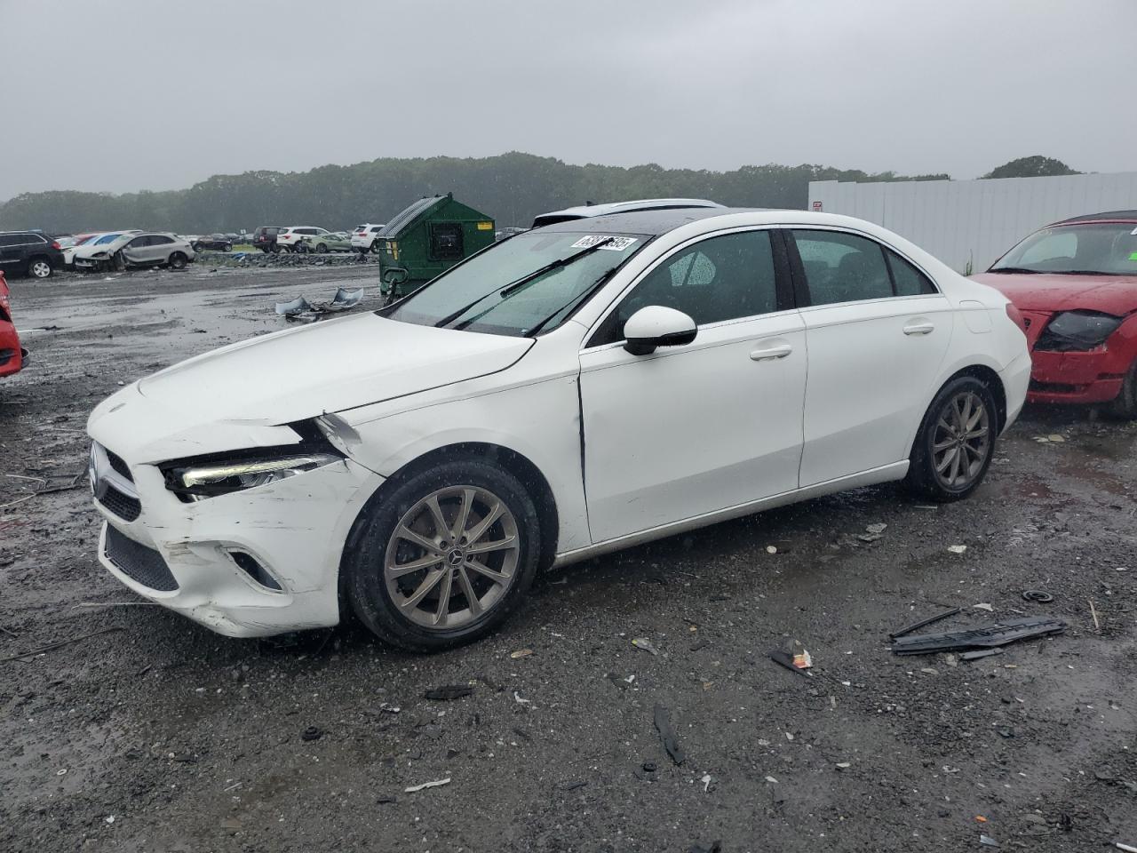 2019 Mercedes-Benz A 220