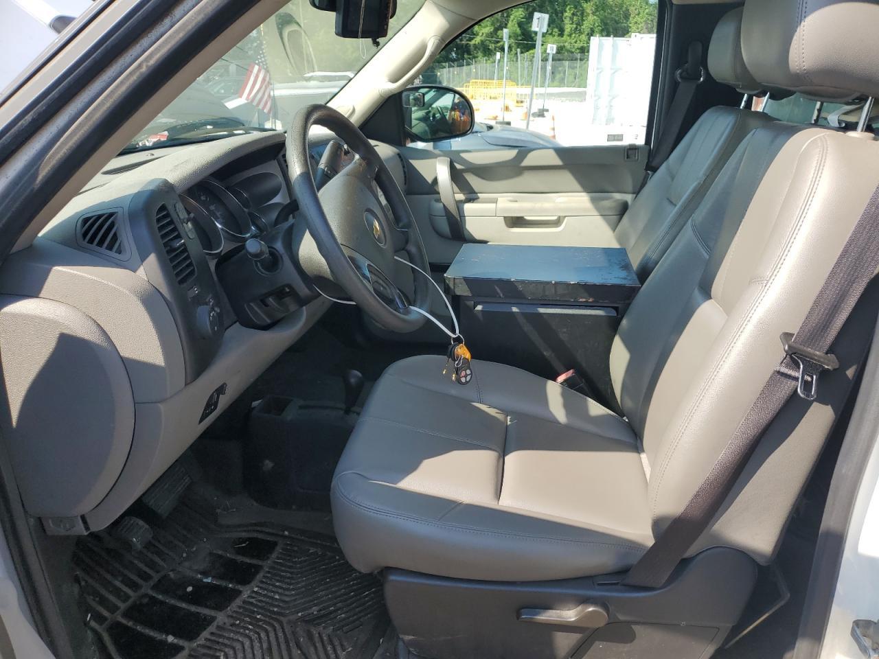 2014 Chevrolet Silverado K2500 Heavy Duty - Image 7