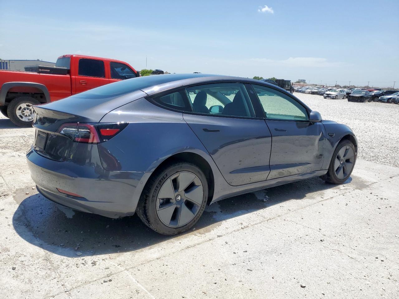 2021 Tesla Model 3 - Фото 3