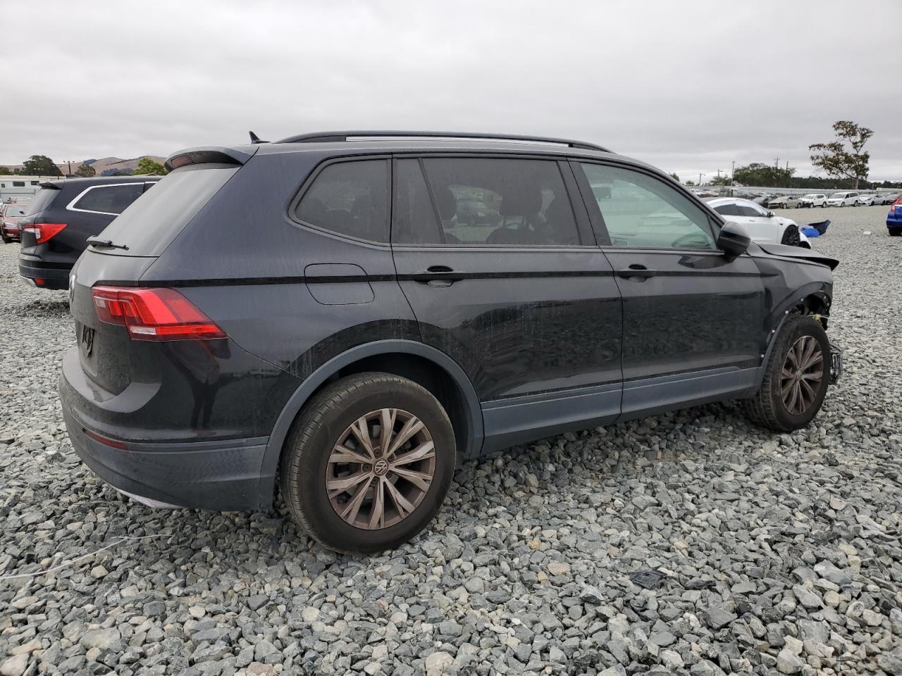 2020 Volkswagen Tiguan S - Image 3