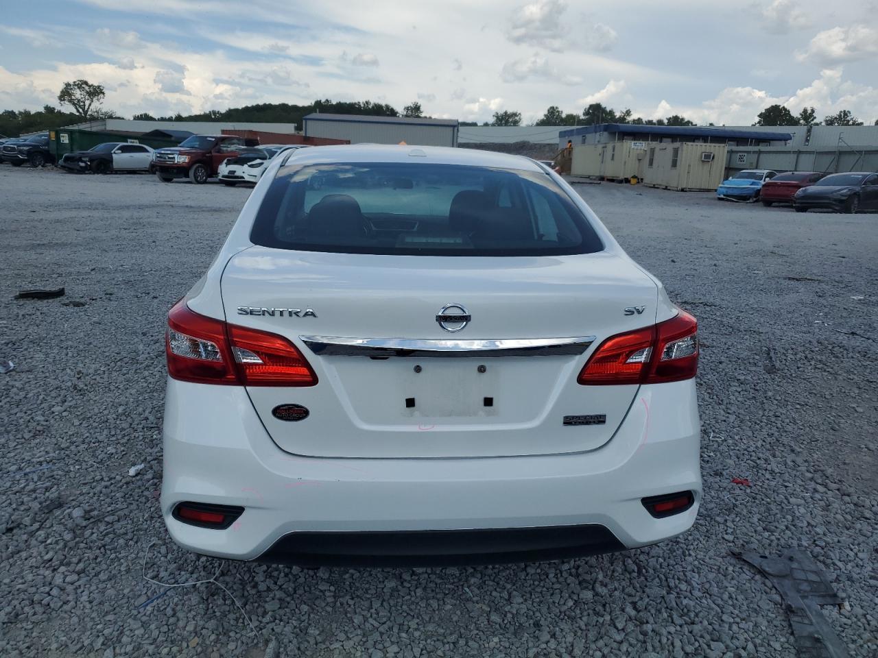 2019 Nissan Sentra S - Фото 6