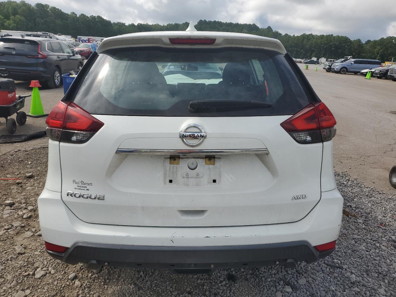 2018 Nissan Rogue S - Фото 6