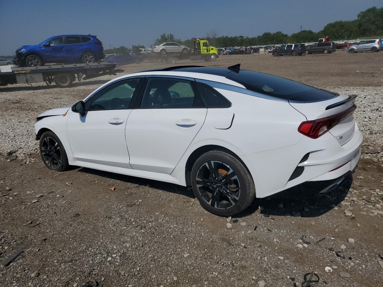 2022 Kia K5 Gt Line - Фото 2