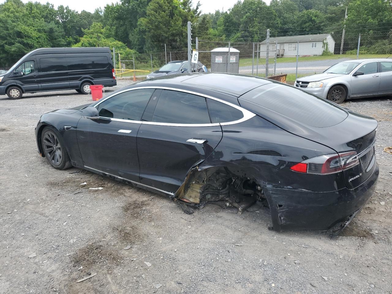 2018 Tesla Model S - Фото 2