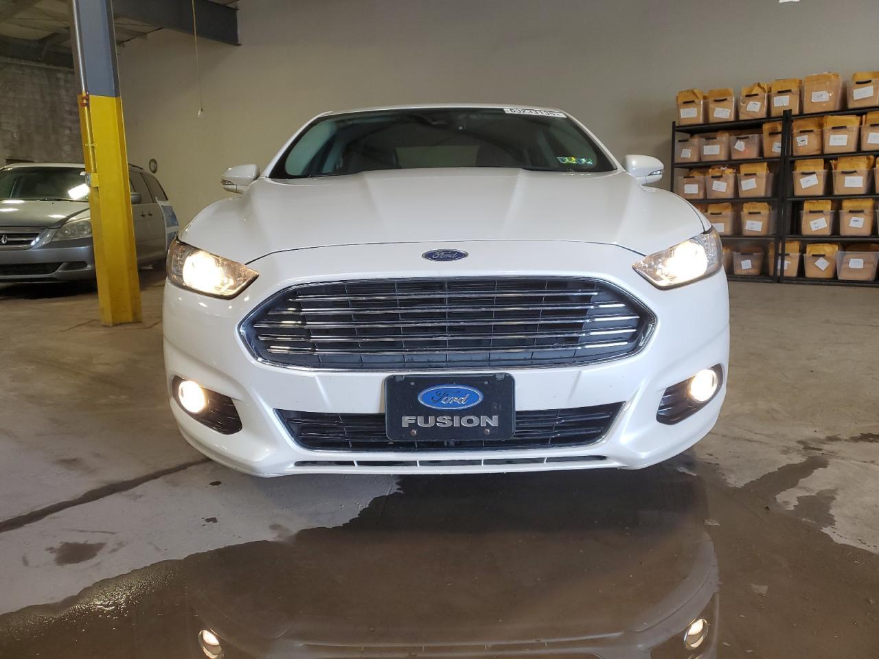 2016 Ford Fusion Titanium - Image 5