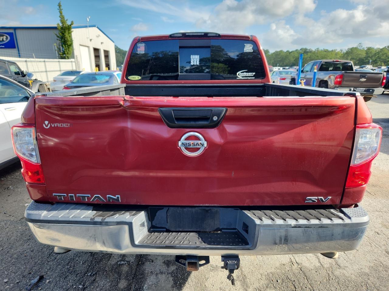 2017 Nissan Titan S - Фото 6