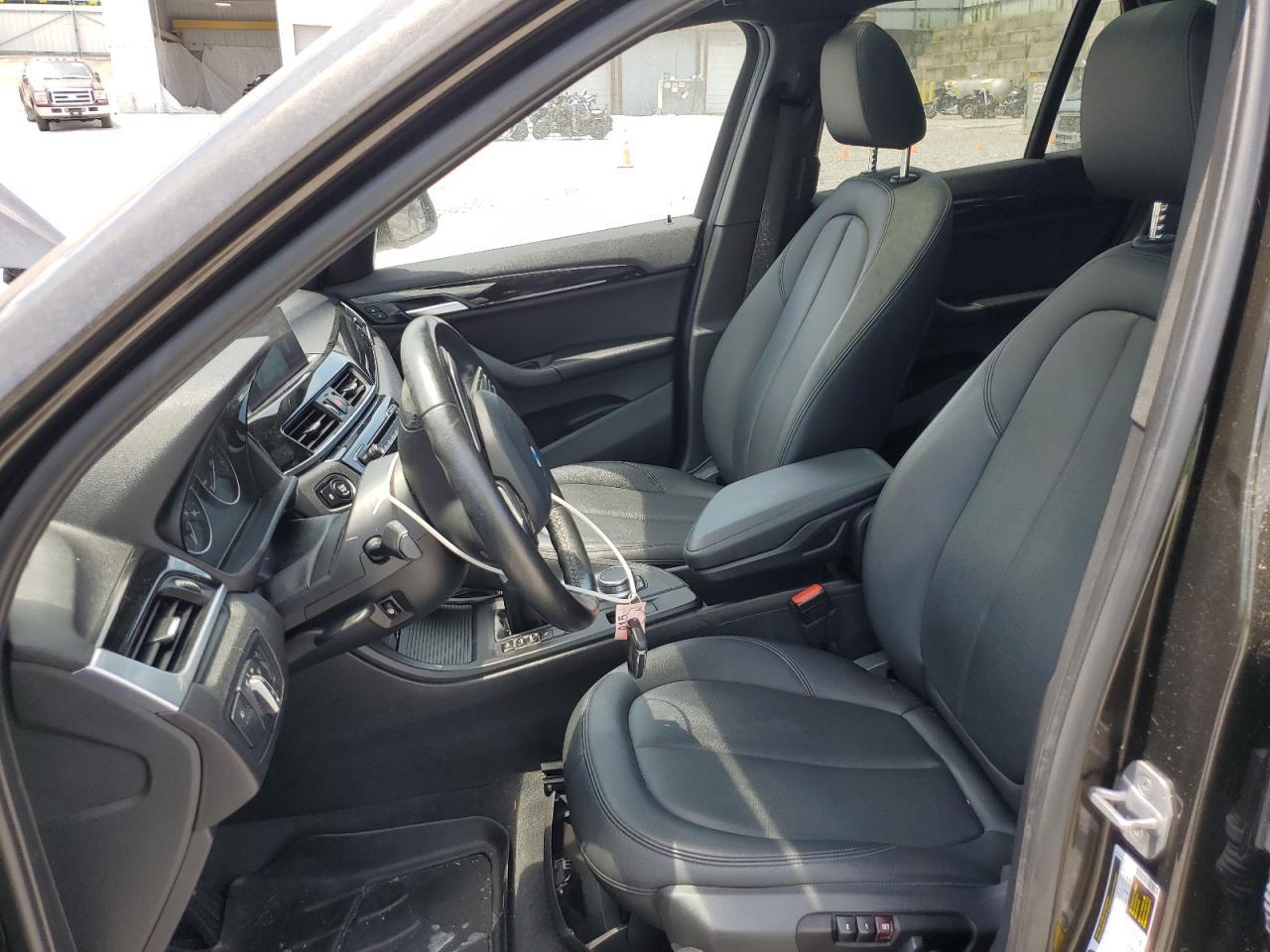 2017 BMW X1 xDrive28I - Фото 7