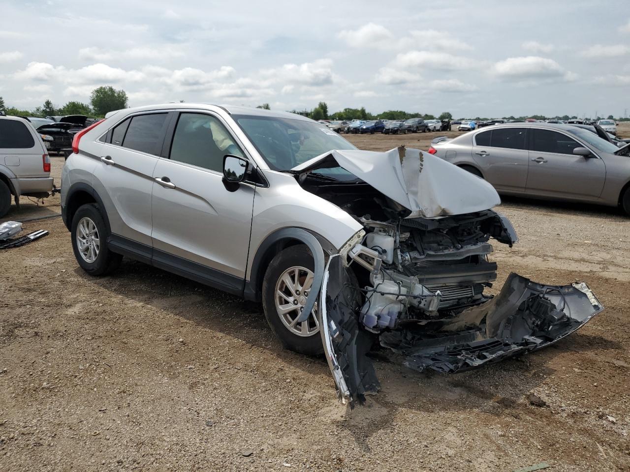2018 Mitsubishi Eclipse Cross Es - Фото 4