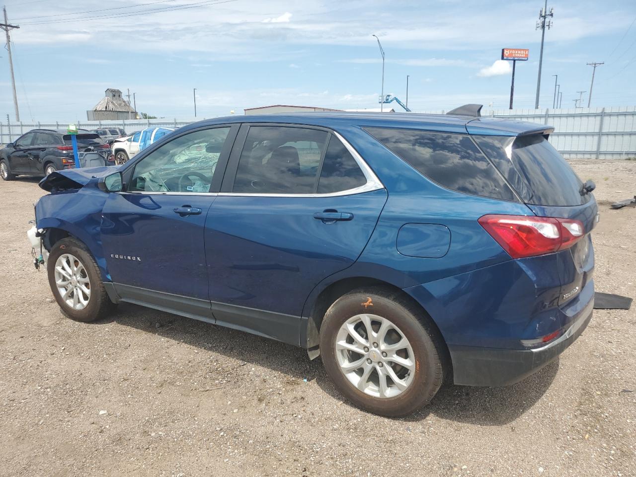 2021 Chevrolet Equinox Lt - Image 2