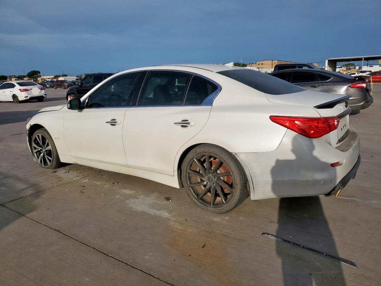 2016 Infiniti Q50 Premium - Фото 2