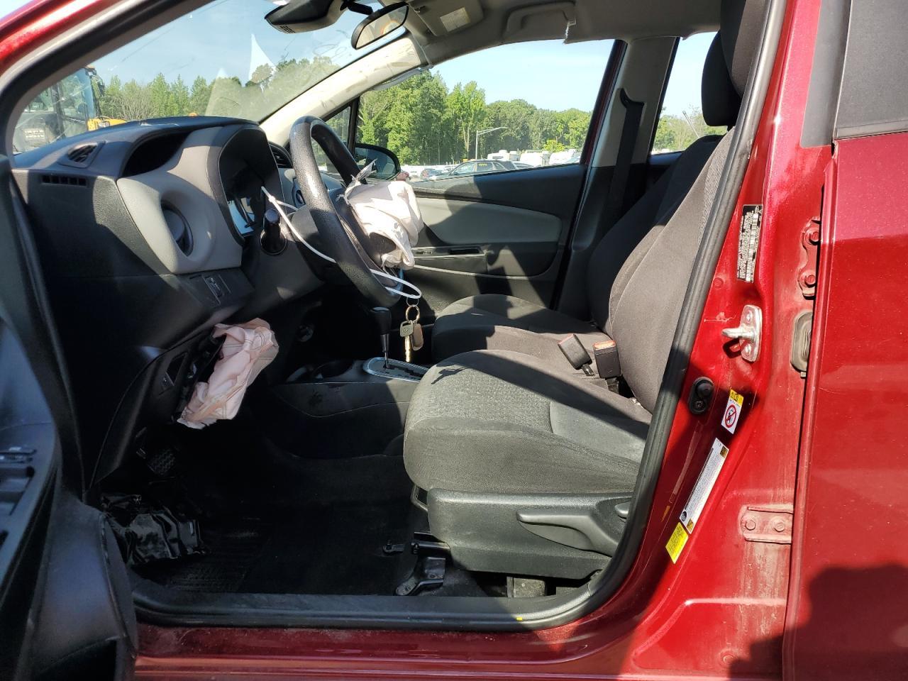 2017 Toyota Yaris 5-Door L Fleet - Image 7