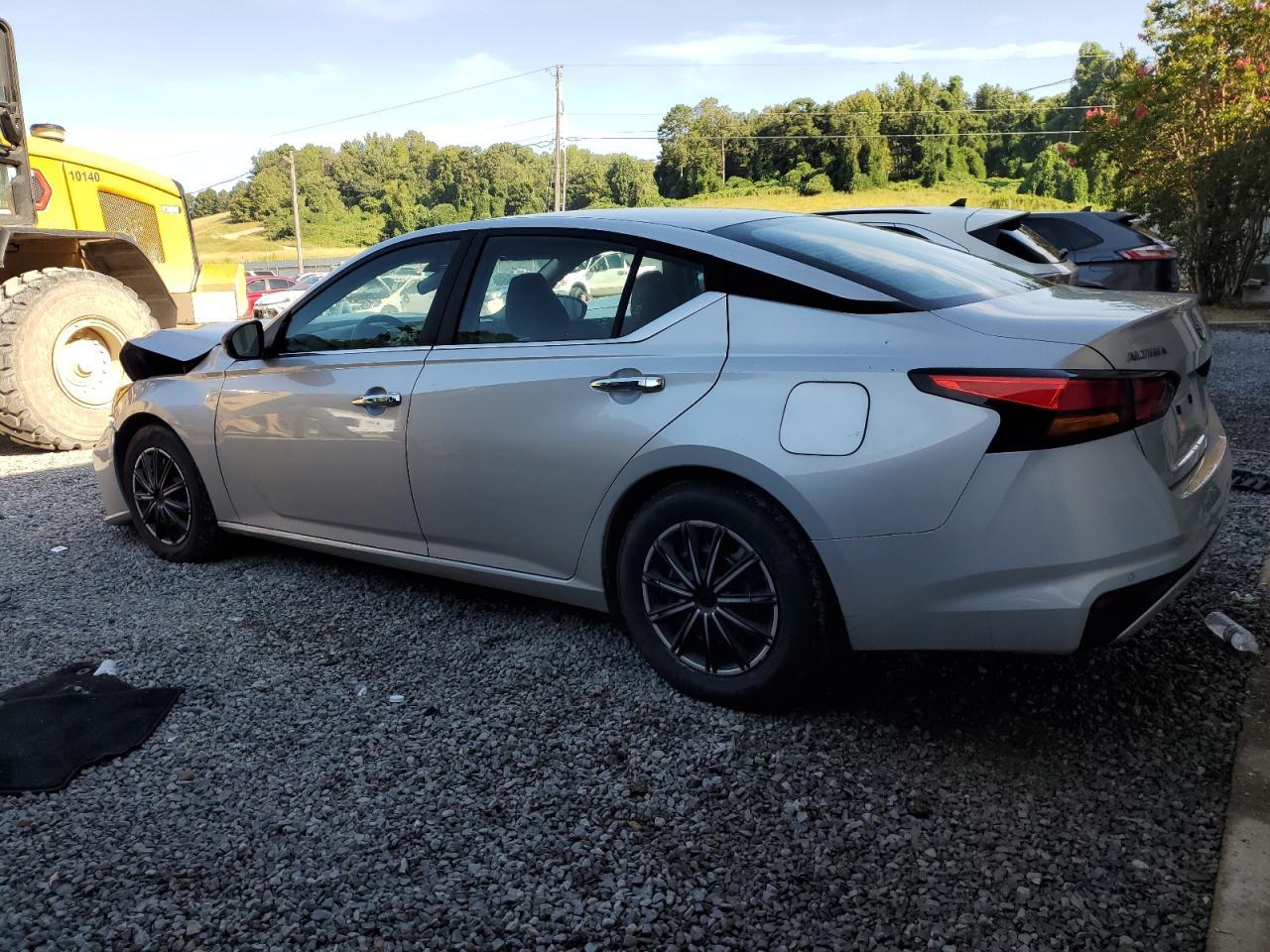 2024 Nissan Altima S - Image 2
