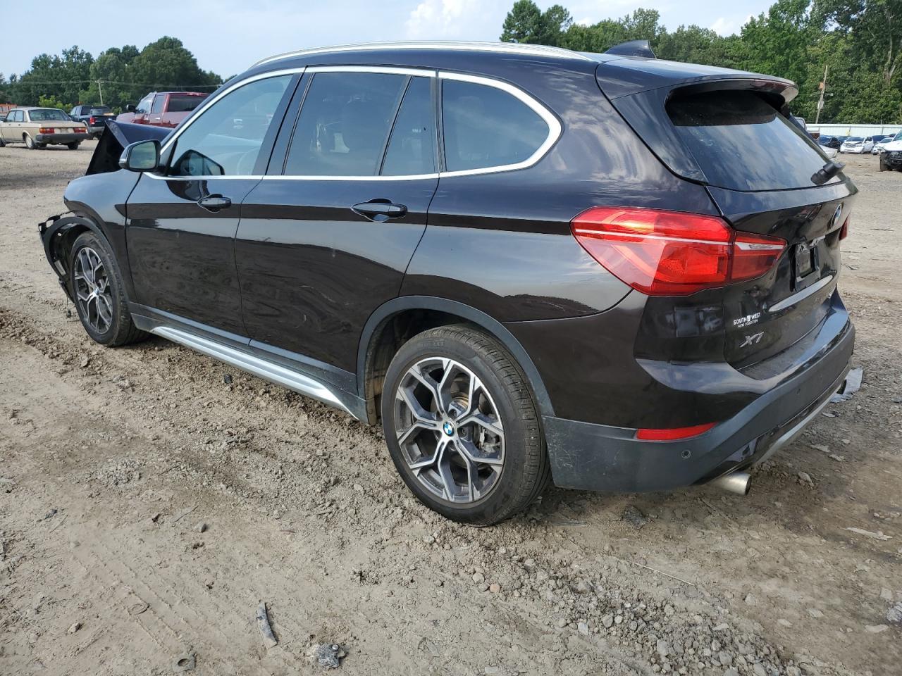 2020 BMW X1 Sdrive28I - Фото 2