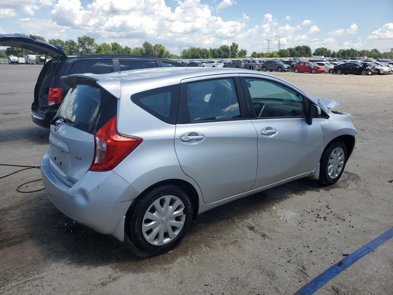 2014 Nissan Versa Note S - Фото 3