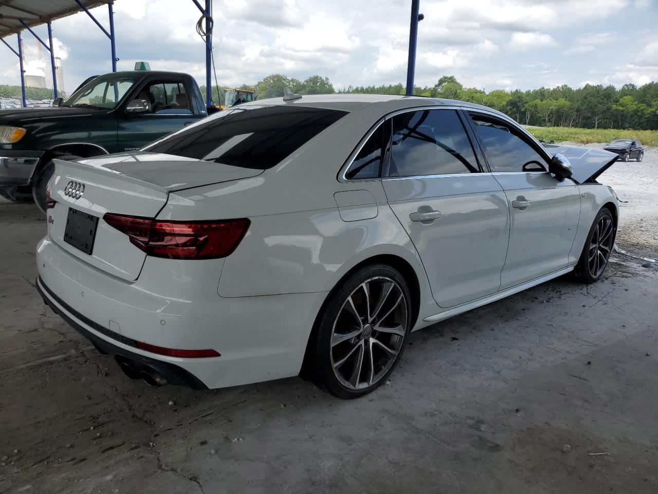 2018 Audi S4 Premium Plus - Image 3