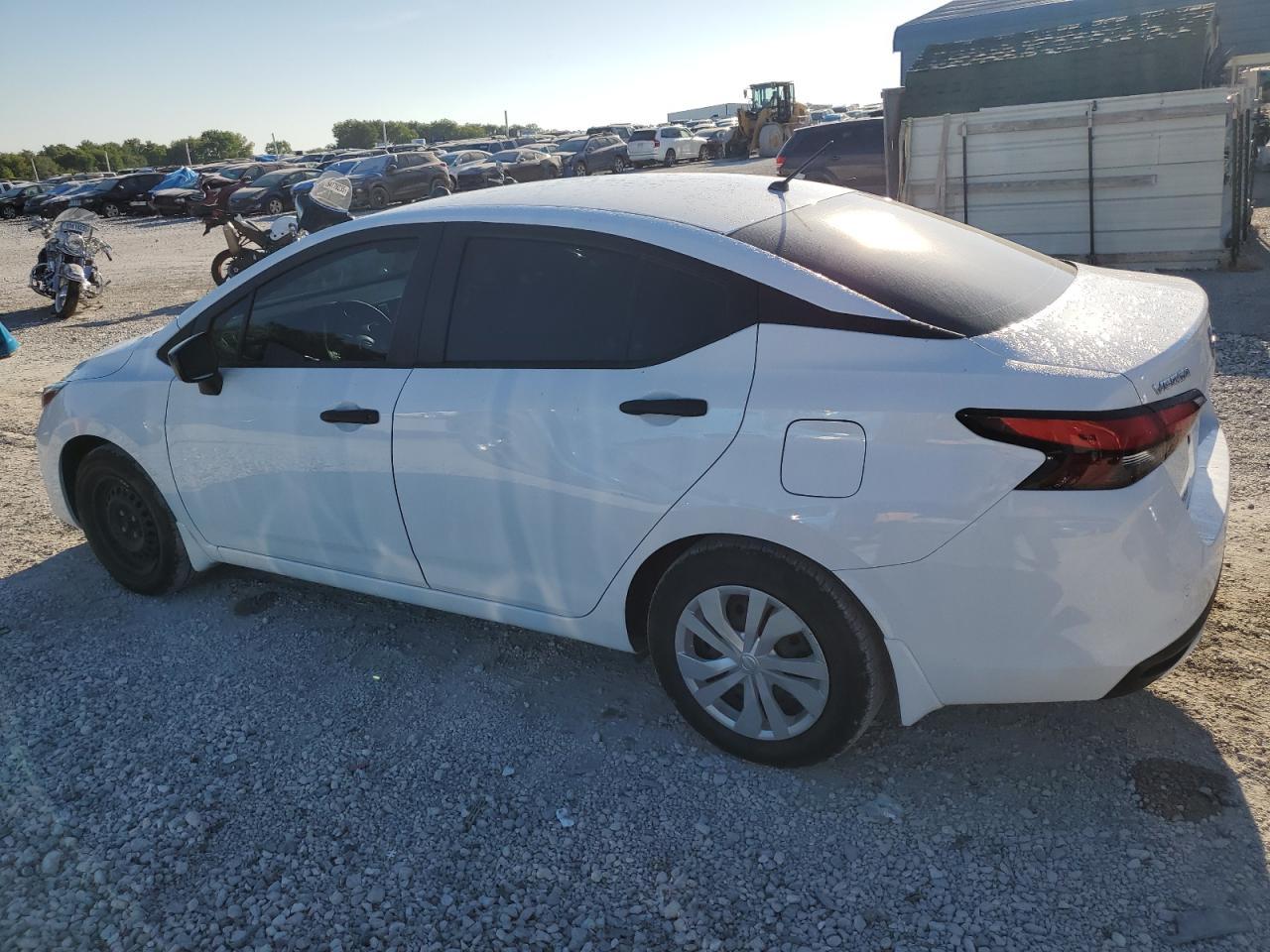 2024 Nissan Versa S - Фото 2