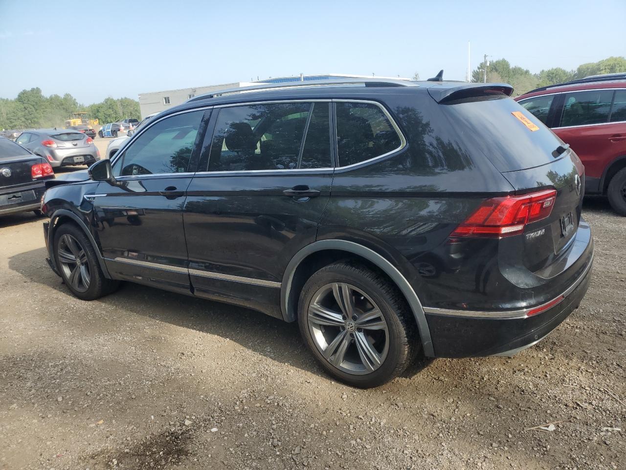 2020 Volkswagen Tiguan Sel Premium R-Line - Фото 2