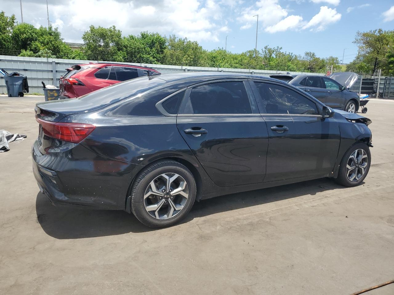 2021 Kia Forte Fe - Image 3