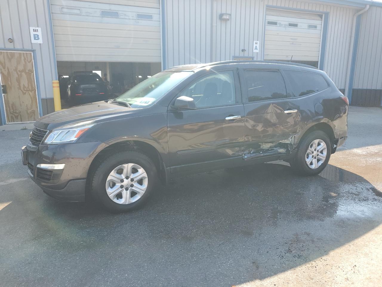 2017 Chevrolet Traverse Ls