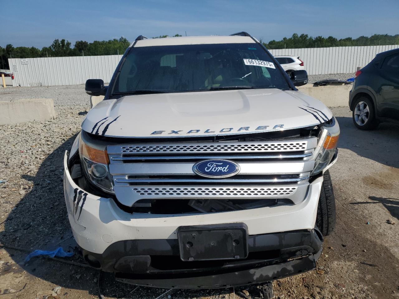 2013 Ford Explorer Xlt - Image 5