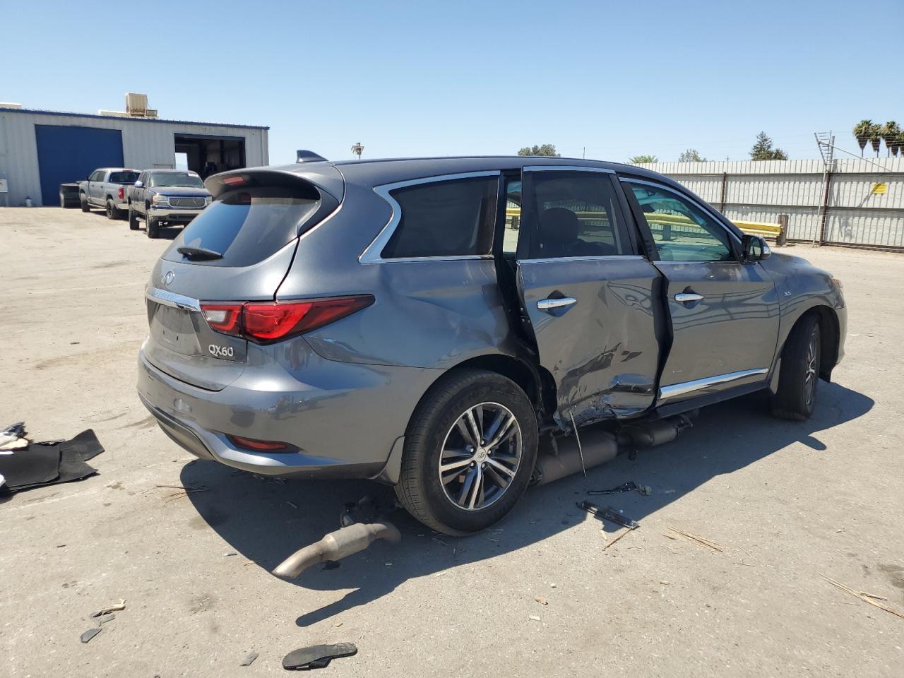 2019 Infiniti Qx60 Luxe - Фото 3
