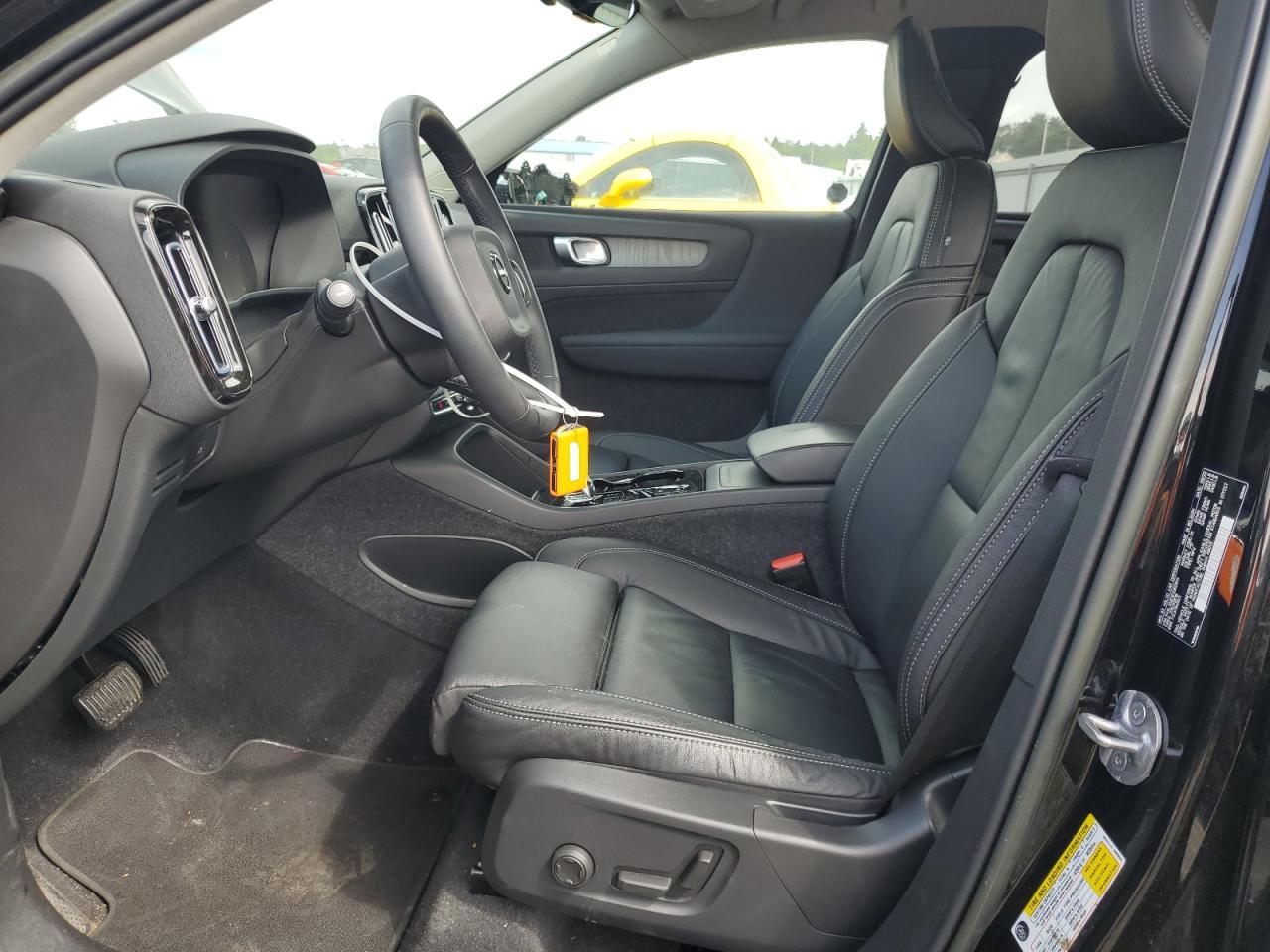 2023 Volvo Xc40 Plus - Image 7