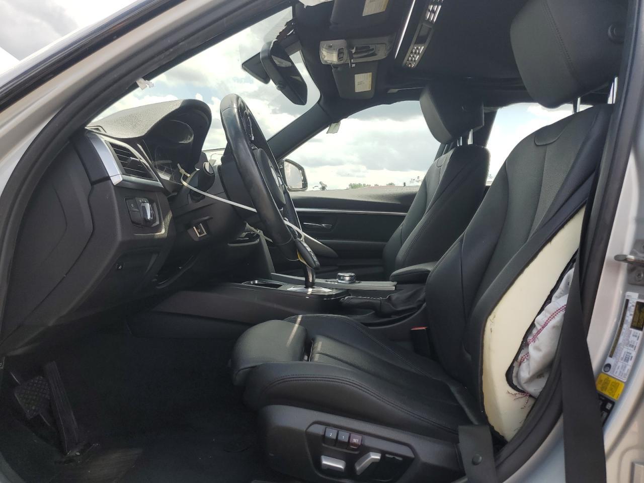 2018 BMW 330 Xi - Фото 7