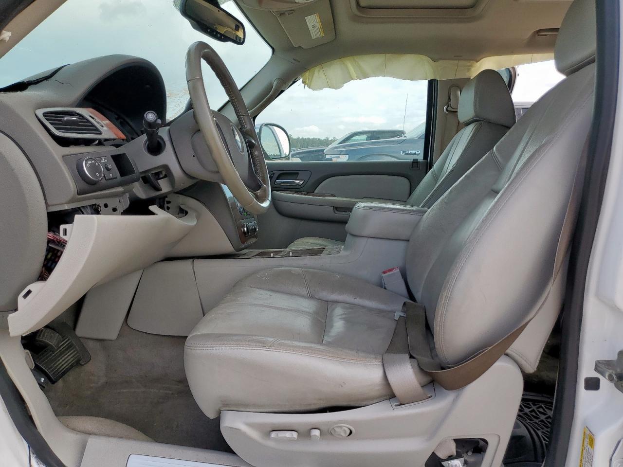 2008 Chevrolet Tahoe C1500 - Фото 7