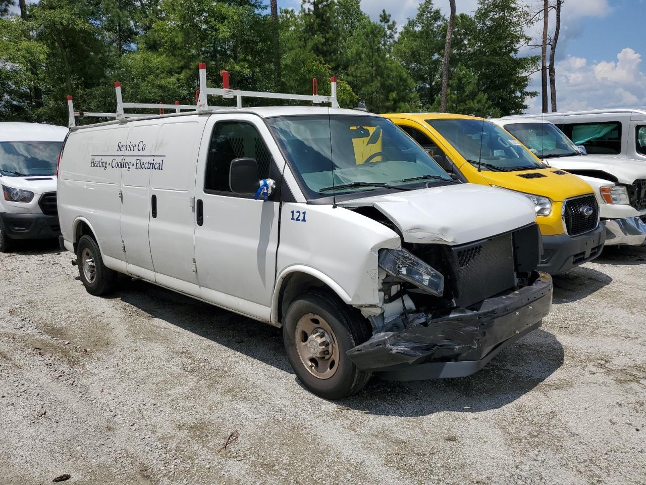 2020 Chevrolet Express G2500 - Фото 4