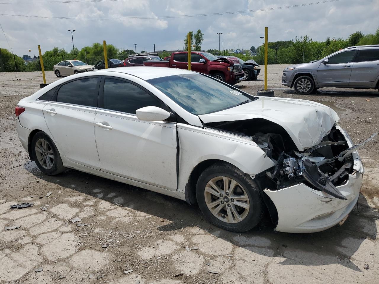 2013 Hyundai Sonata Gls - Image 4