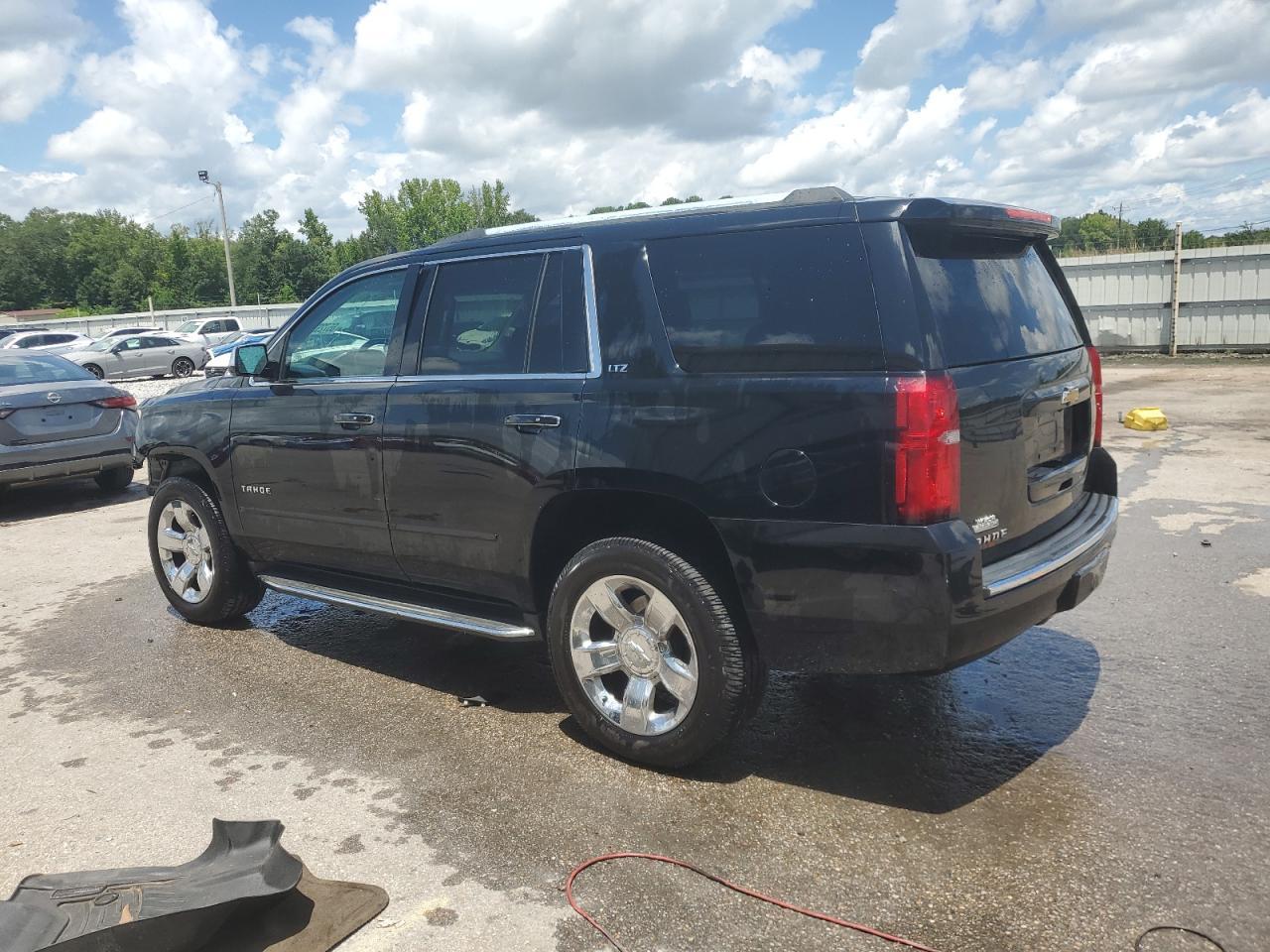 2015 Chevrolet Tahoe C1500 Ltz - Фото 2