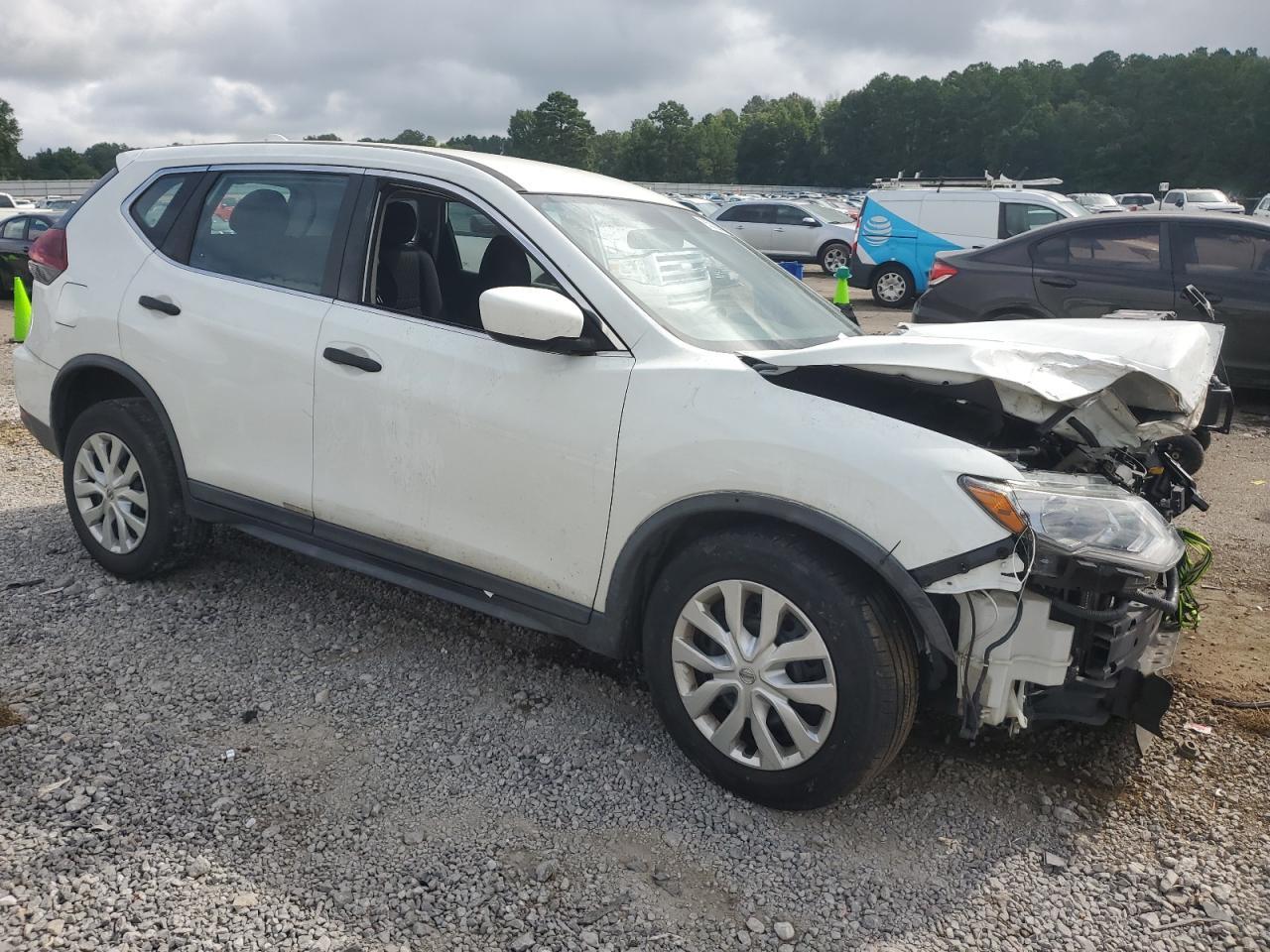 2018 Nissan Rogue S - Фото 4