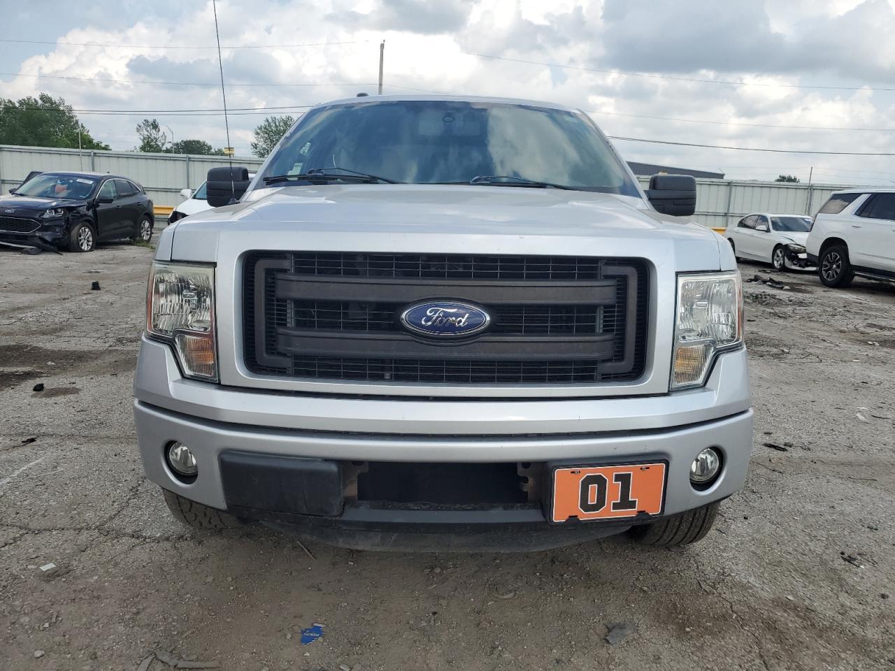 2013 Ford F150 Super Cab - Фото 5