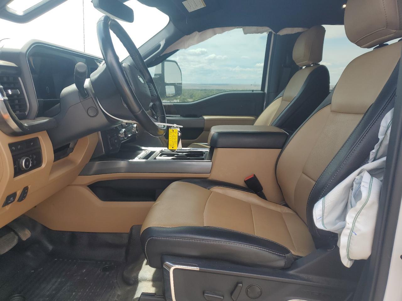 2023 Ford F350 Super Duty - Фото 7