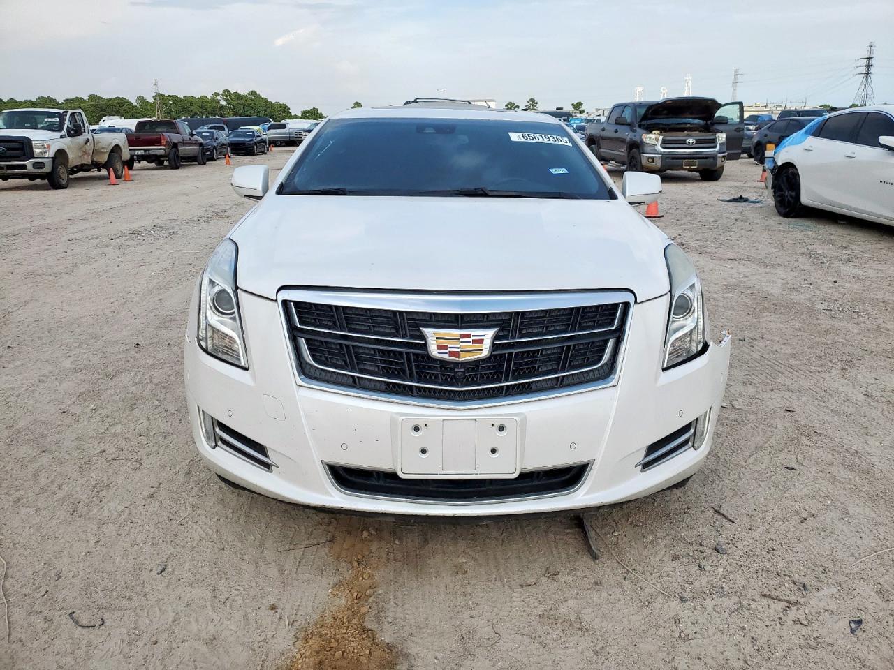 2016 Cadillac Xts Luxury Collection - Image 5