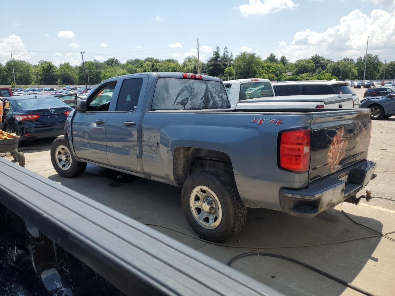 2016 Chevrolet Silverado K1500 - Фото 2