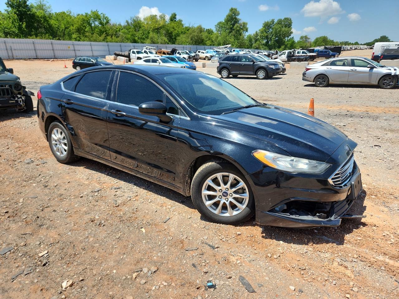 2017 Ford Fusion S - Фото 4