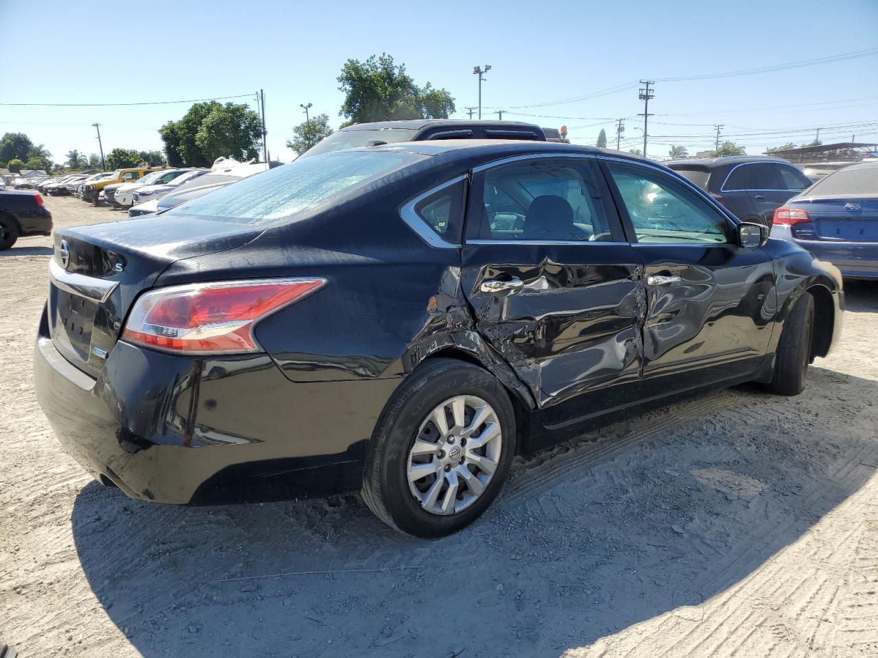 2014 Nissan Altima 2.5 - Image 3