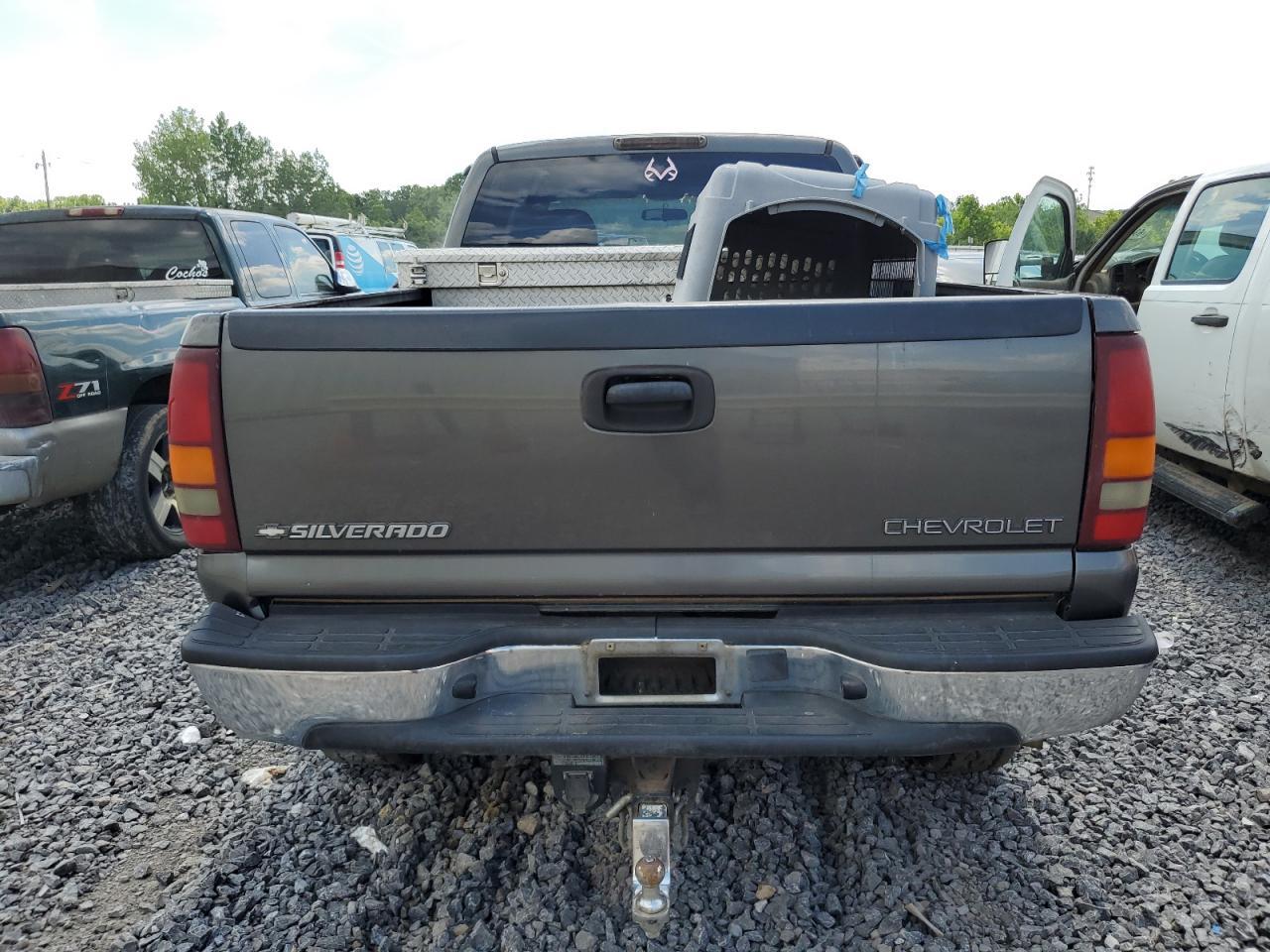 2002 Chevrolet Silverado K2500 Heavy Duty - Image 6
