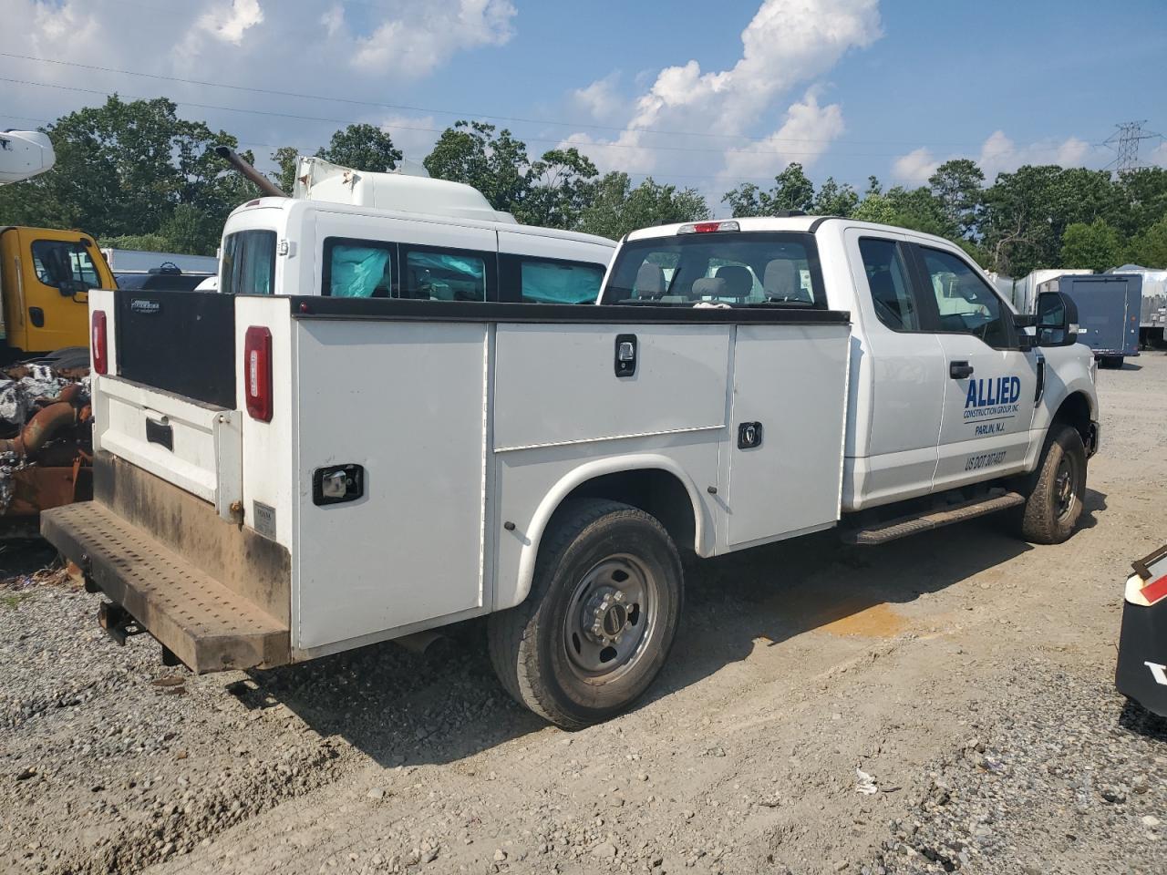 2021 Ford F350 Super Duty - Image 3