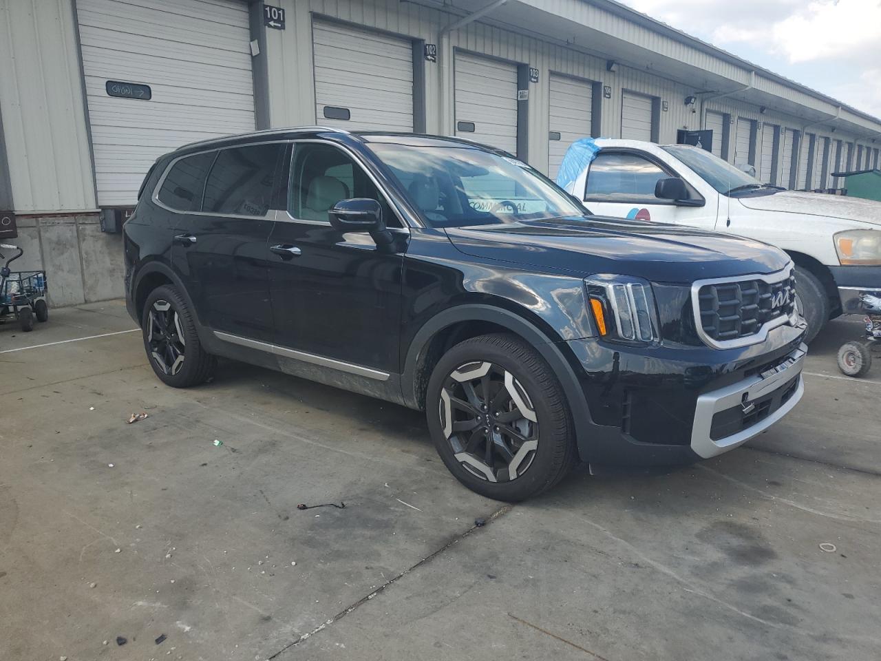 2024 Kia Telluride S - Image 4