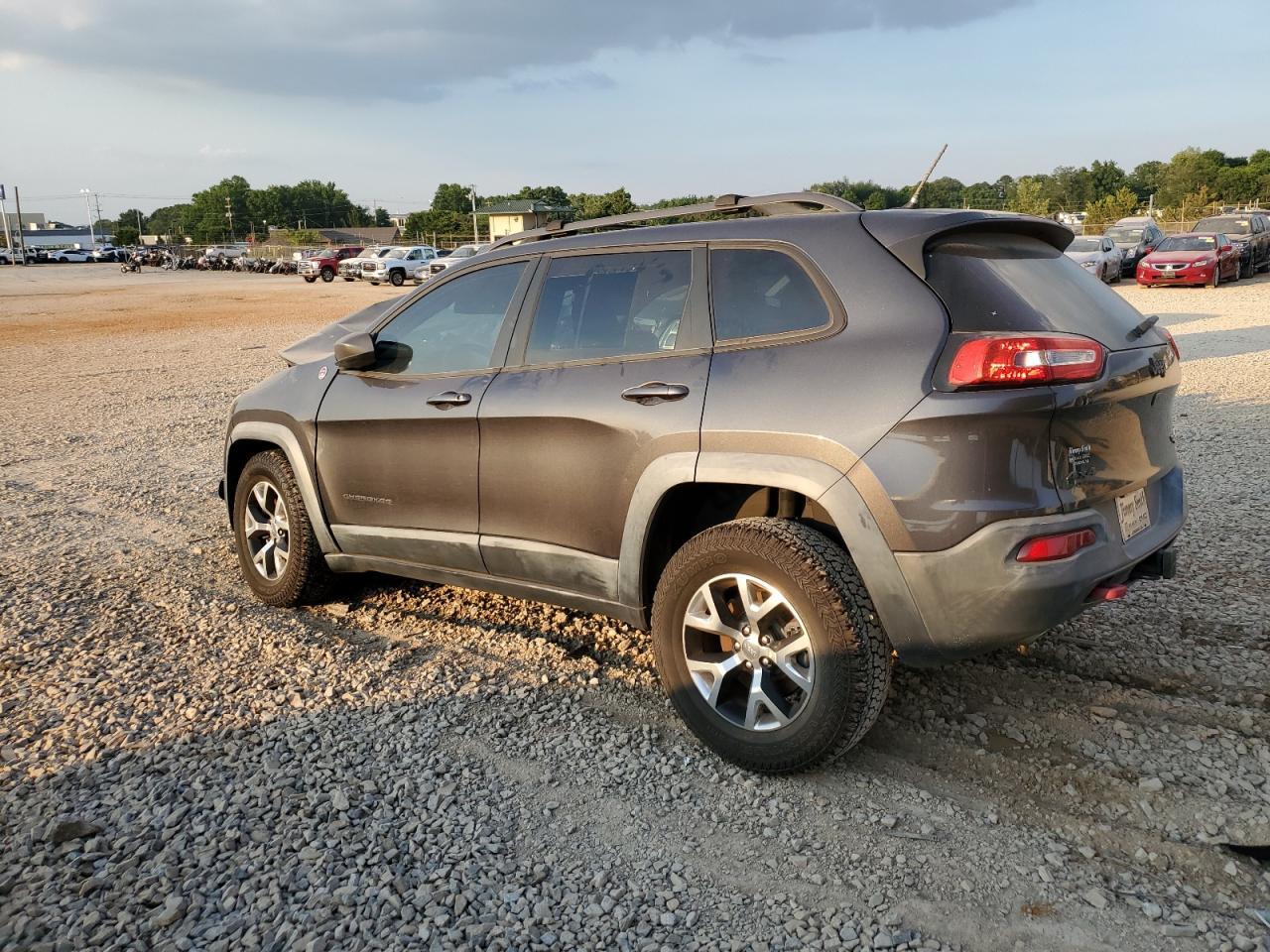 2015 Jeep Cherokee Trailhawk - Фото 2
