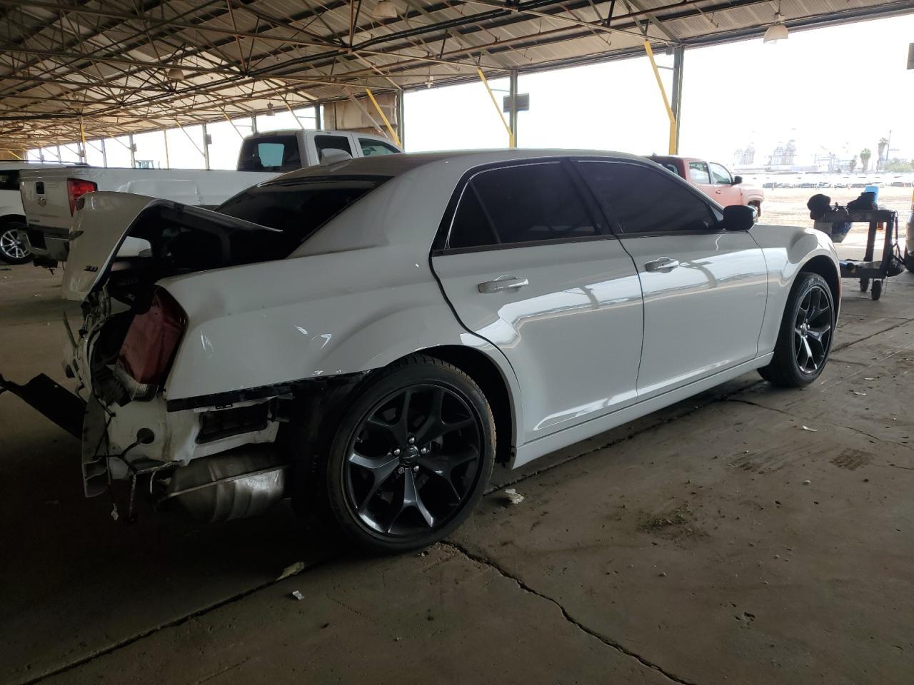 2023 Chrysler 300 Touring - Image 3