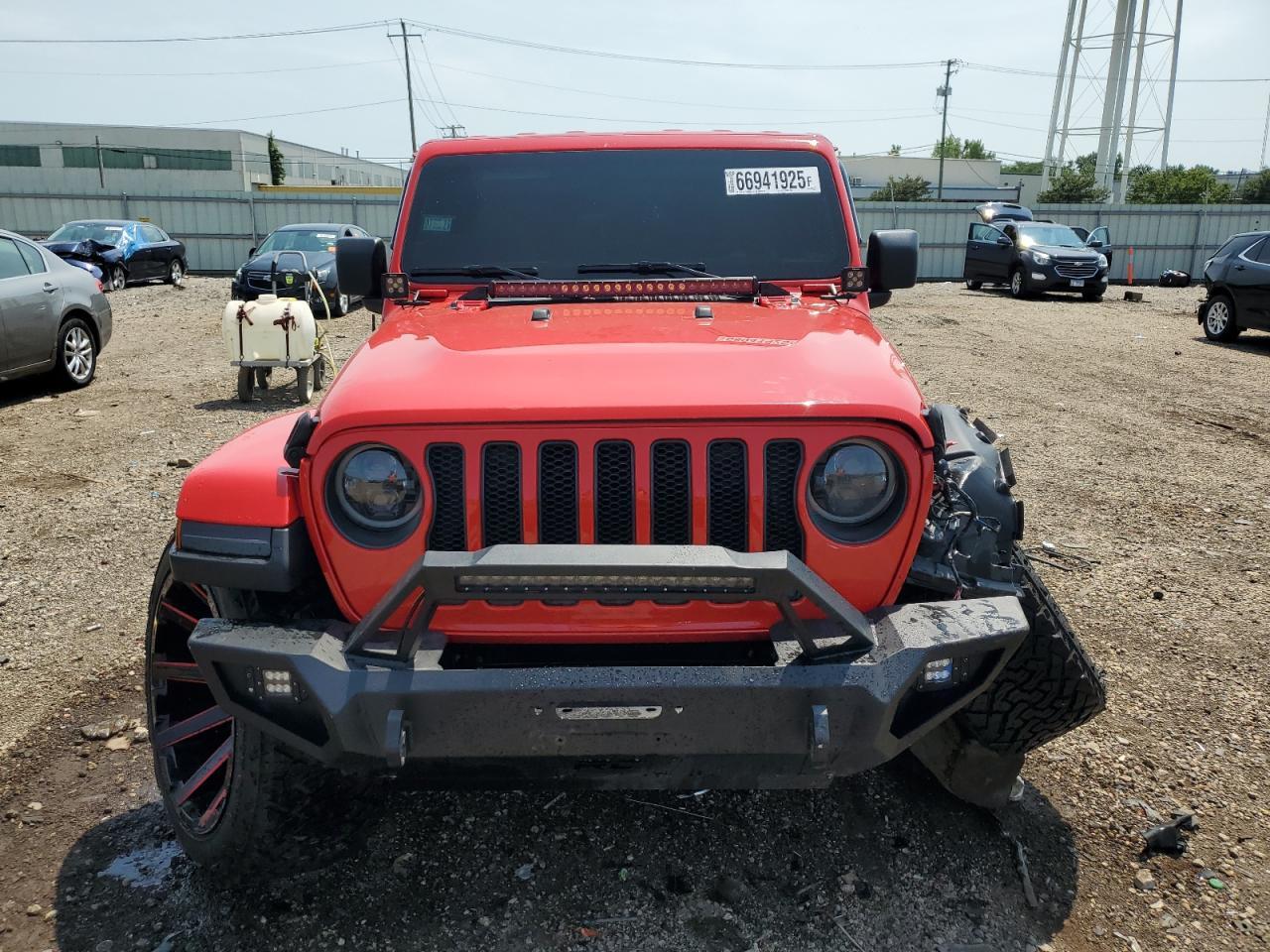 2021 Jeep Wrangler Unlimited Sahara - Фото 5