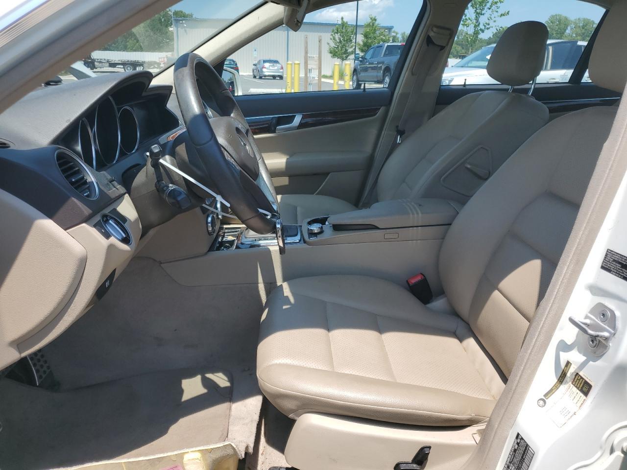 2012 Mercedes-Benz C 300 4Matic - Фото 7